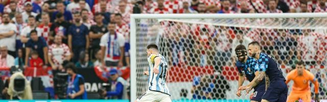 开云入口-愤怒的梅西？受伤的梅西？还是那个超神的梅西！